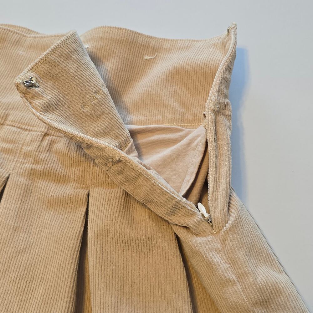 American Eagle Mini Skirt/Skort Womens Size 6 Tan Corduroy Stretch Academia - Picture 7 of 10